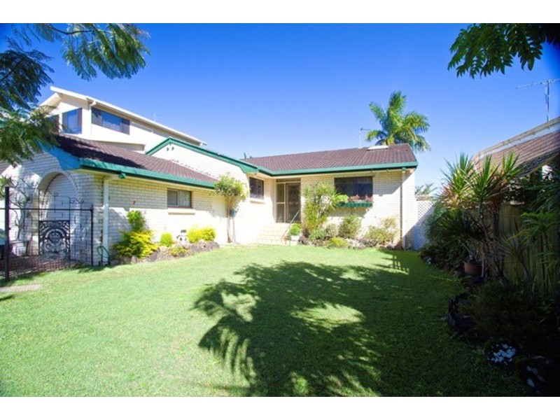 38 Sunset Boulevard, Surfers Paradise QLD 4217