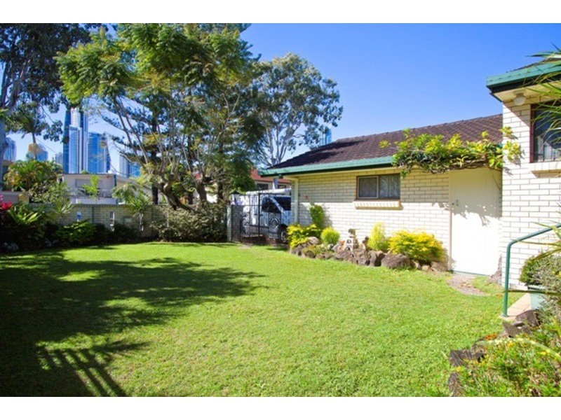 38 Sunset Boulevard, Surfers Paradise QLD 4217