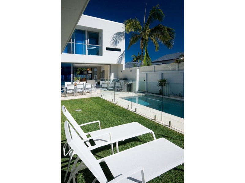 Sorrento QLD 4217