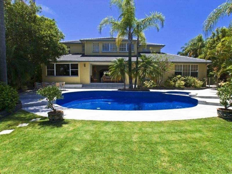 Paradise Waters QLD 4217