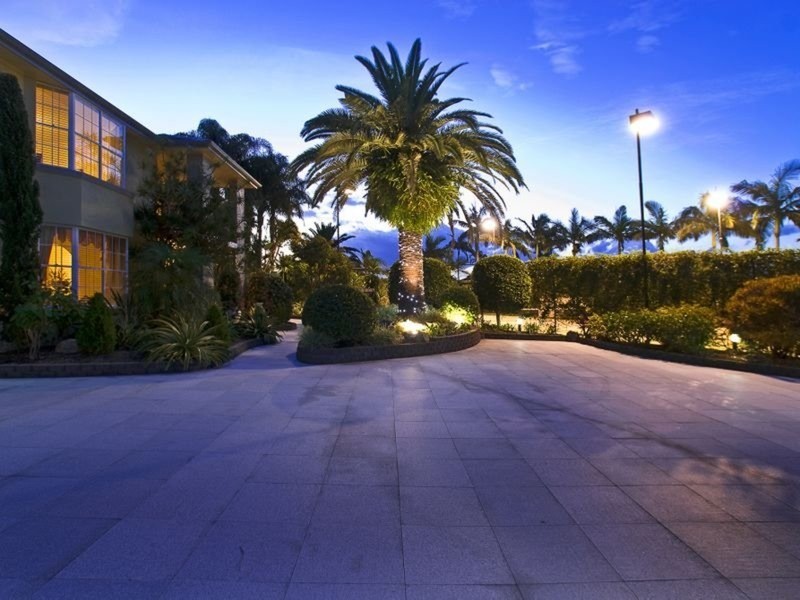 Paradise Waters QLD 4217