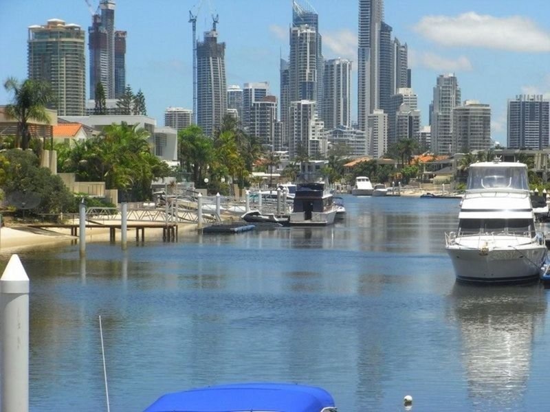 Paradise Waters QLD 4217