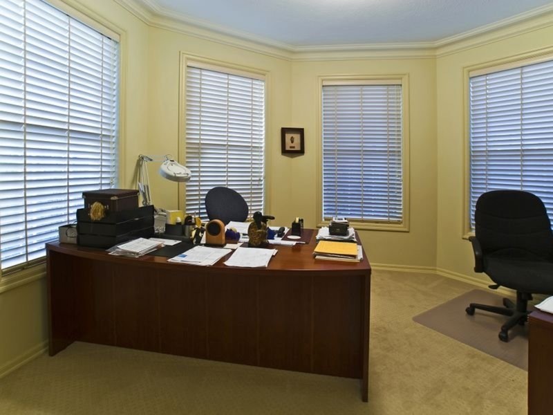 Paradise Waters QLD 4217