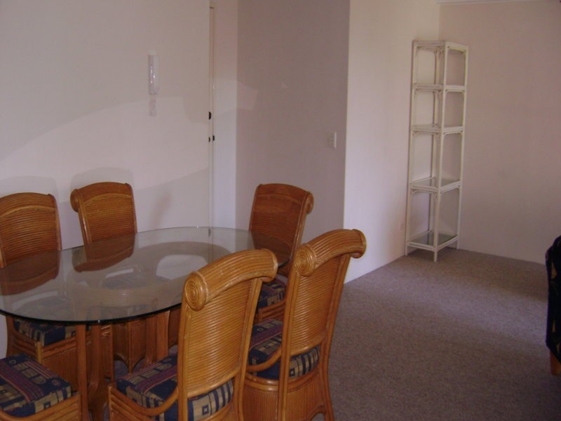 303/5 Enderley Aveune, Surfers Paradise QLD 4217