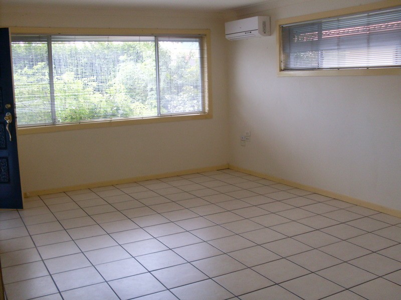 72 Ashmore Road, Bundall QLD 4217