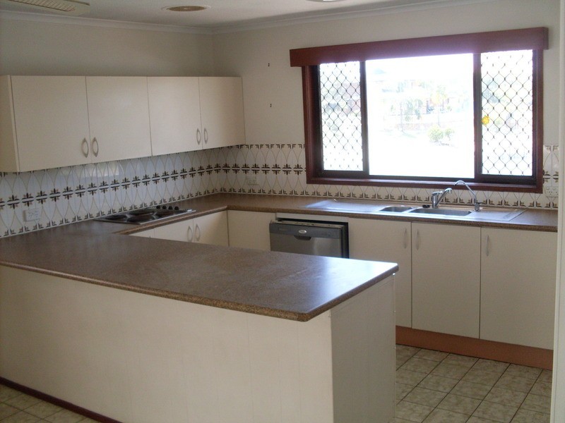 147 Campbell Street, Sorrento QLD 4217
