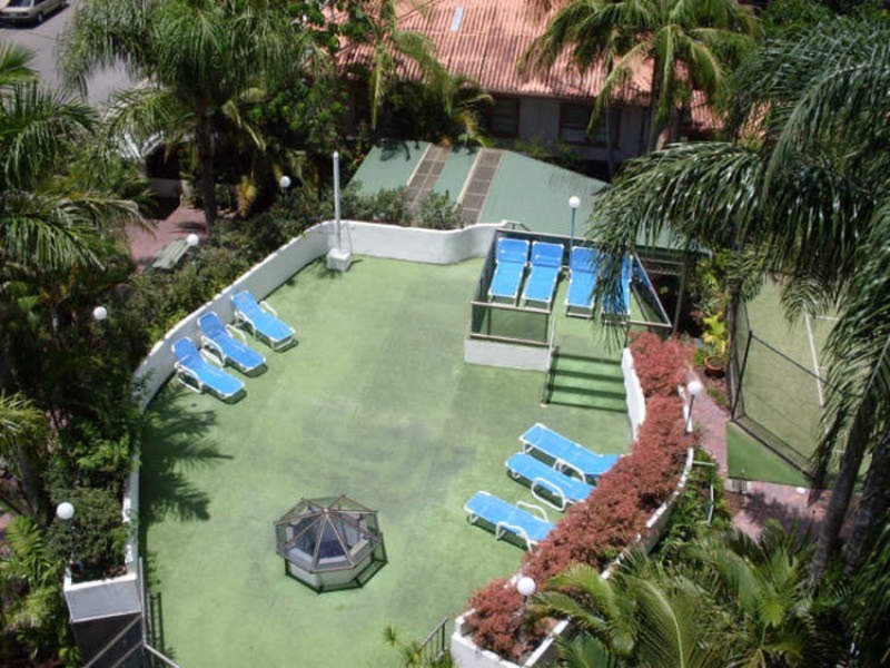 21/2943 Gold Coast Highway, Surfers Paradise QLD 4217