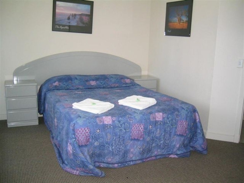 7/114 The Esplanade, Surfers Paradise QLD 4217