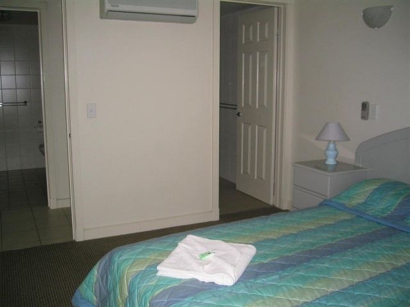 7/114 The Esplanade, Surfers Paradise QLD 4217