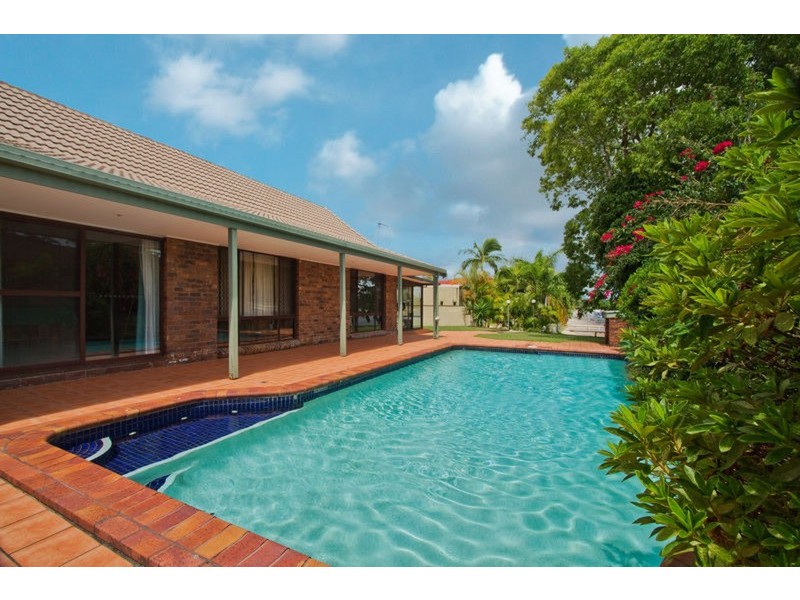 169 Rio Vista Boulevard, Broadbeach Waters QLD 4218