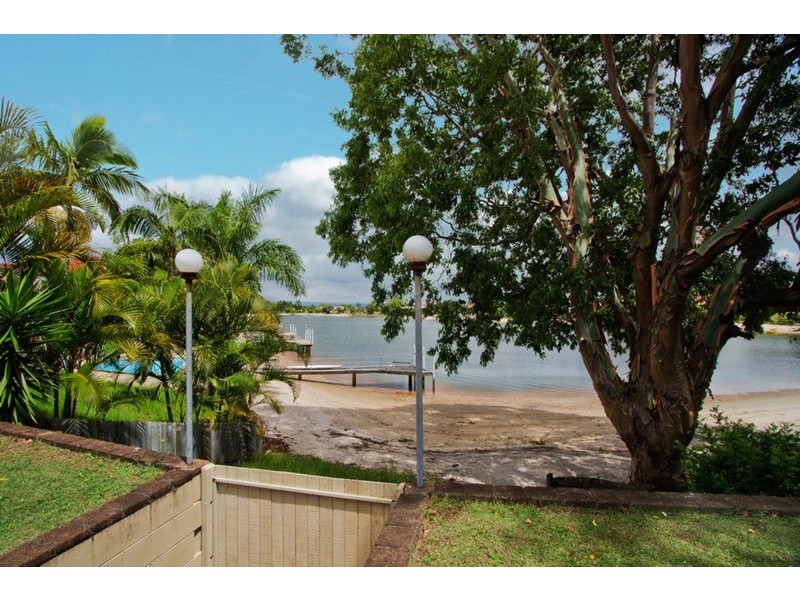 169 Rio Vista Boulevard, Broadbeach Waters QLD 4218