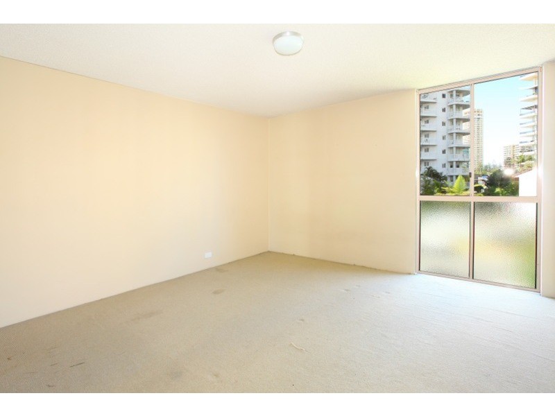 28 Riverview  Parade, Surfers Paradise QLD 4217