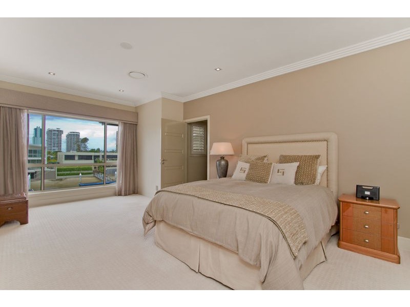 35 Norseman Court, Paradise Waters QLD 4217