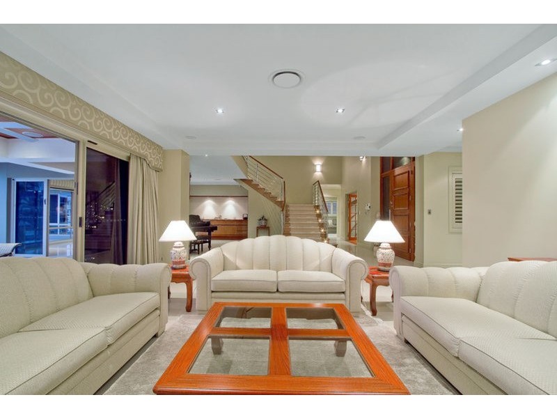 35 Norseman Court, Paradise Waters QLD 4217