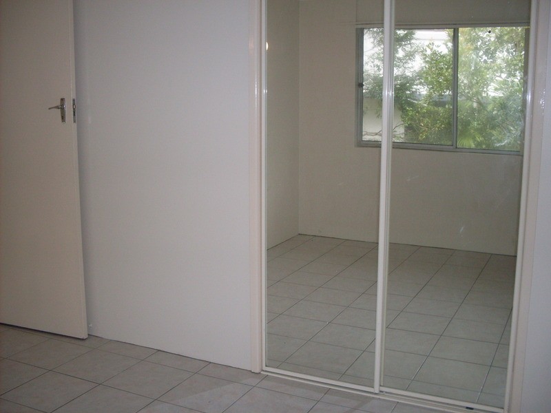 7/12-14 Hamilton  Avenue, Surfers Paradise QLD 4217