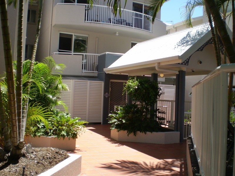 21 Markwell Avenue, Surfers Paradise QLD 4217