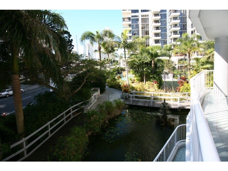 7/19 Riverview Parade, Surfers Paradise QLD 4217