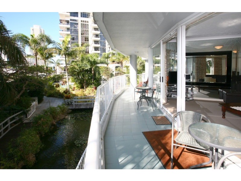 7/19 Riverview Parade, Surfers Paradise QLD 4217