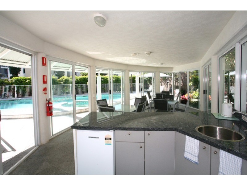 7/19 Riverview Parade, Surfers Paradise QLD 4217
