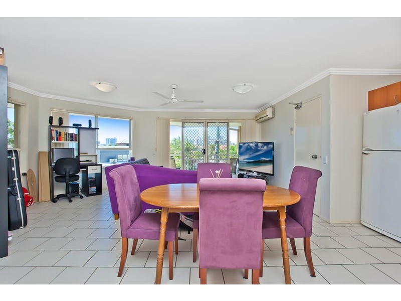 142 Stanhill Drive, Chevron Island QLD 4217