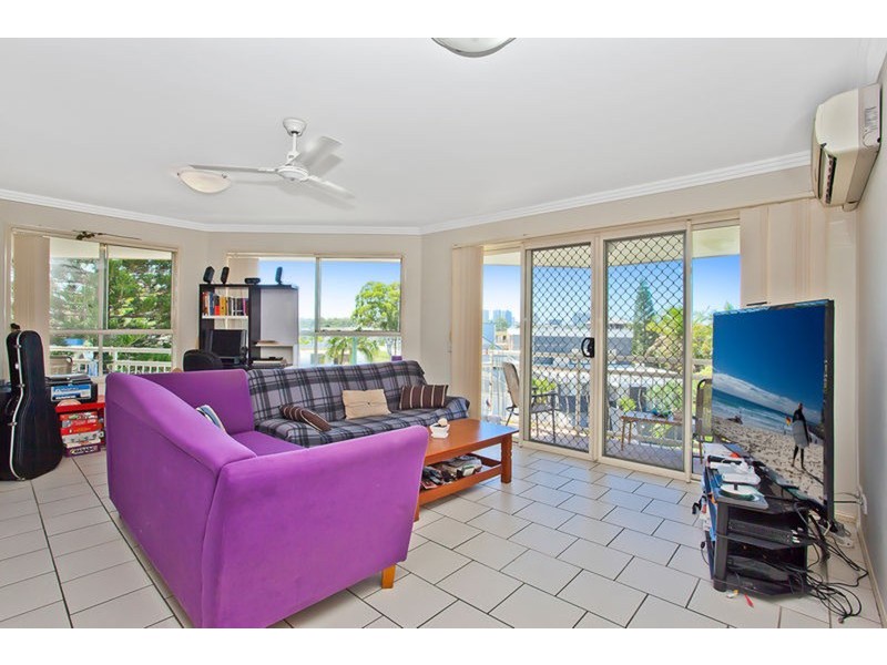 142 Stanhill Drive, Chevron Island QLD 4217