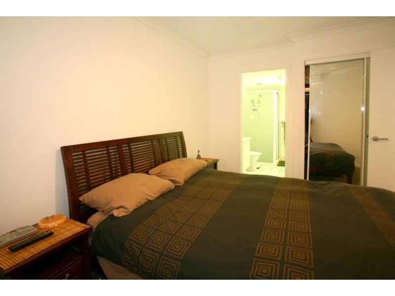 35 “Bay Lodge” Palm  Avenue, Surfers Paradise QLD 4217
