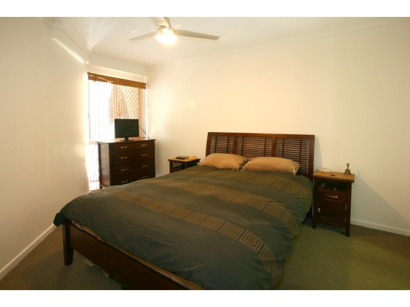 35 “Bay Lodge” Palm  Avenue, Surfers Paradise QLD 4217