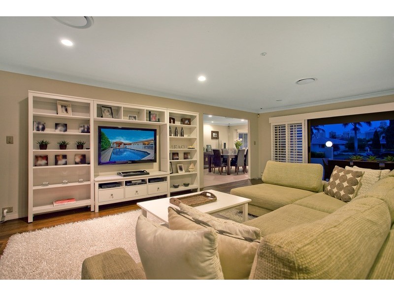 79 Gibraltar Drive, Isle Of Capri QLD 4217