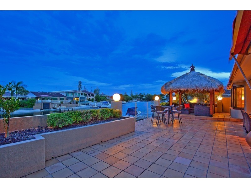 79 Gibraltar Drive, Isle Of Capri QLD 4217