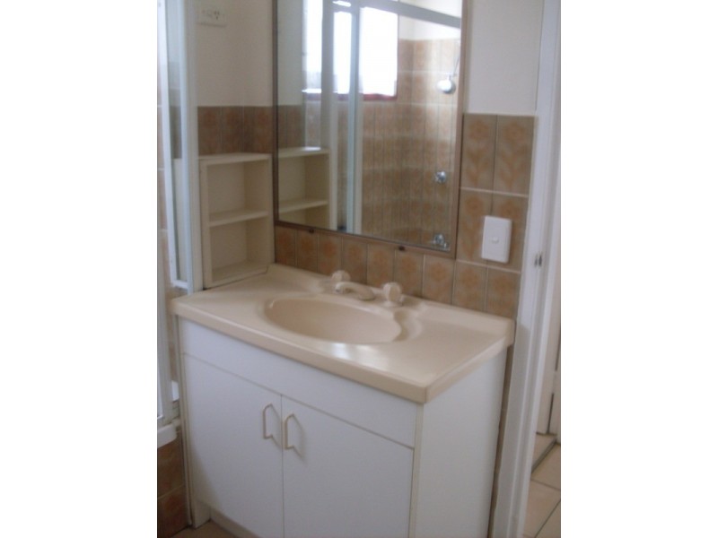 3/14 Vista Street, Surfers Paradise QLD 4217