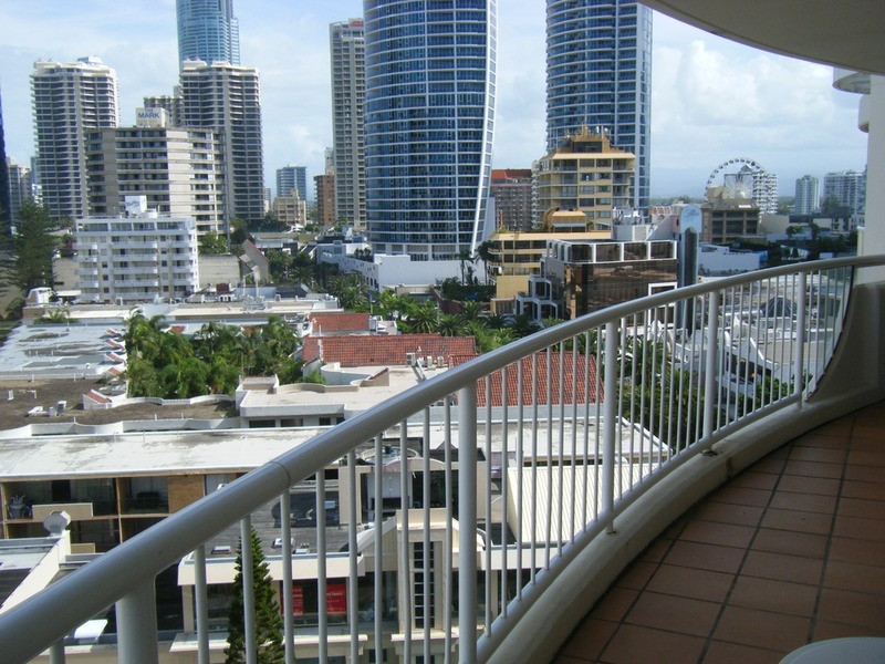 7 Elkhorn Avenue, Surfers Paradise QLD 4217