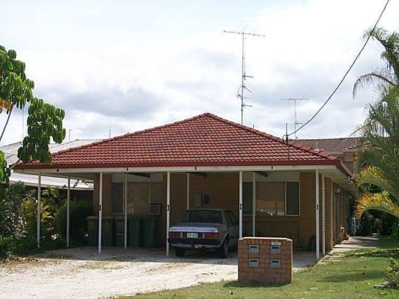 1/16 Parneno Street, Chevron Island QLD 4217