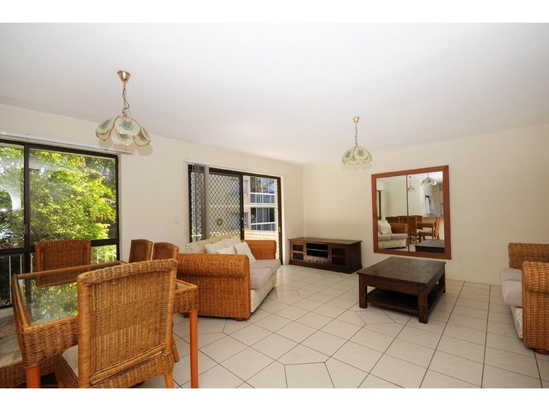 63 Bauer  Street, Southport QLD 4215