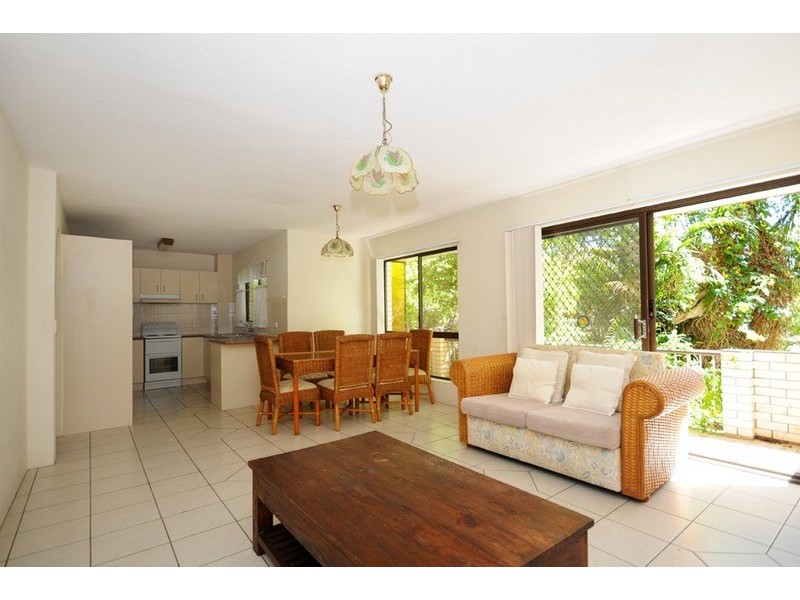 63 Bauer  Street, Southport QLD 4215