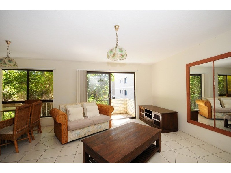 63 Bauer  Street, Southport QLD 4215