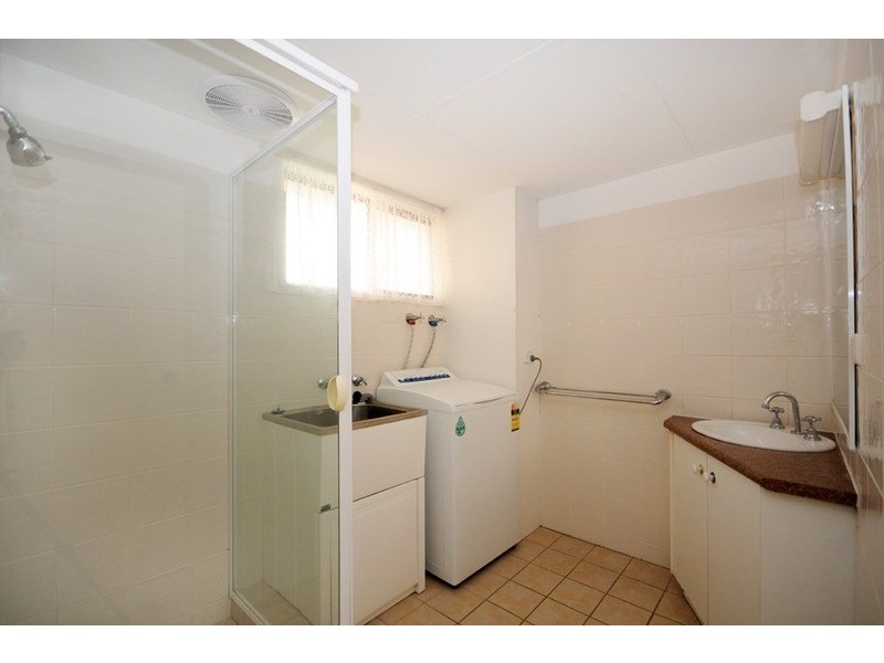 63 Bauer  Street, Southport QLD 4215