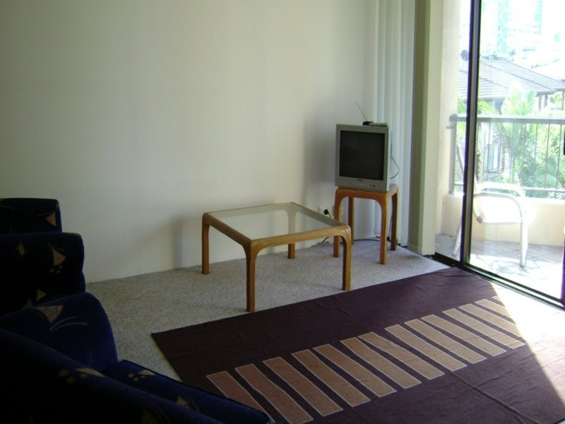 303/5 Enderley Aveune, Surfers Paradise QLD 4217