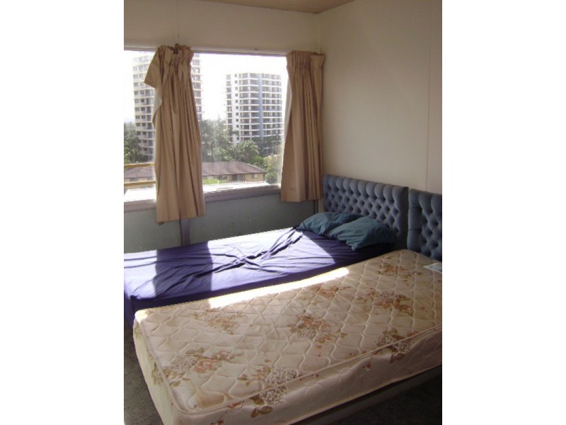 702/43 Garfield Terrace, Surfers Paradise QLD 4217