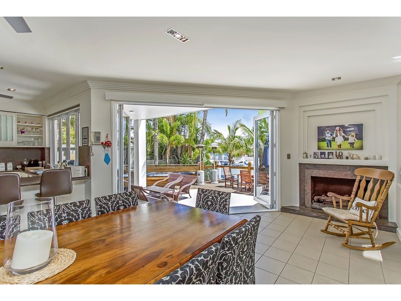 30 Norseman Court, Paradise Waters QLD 4217