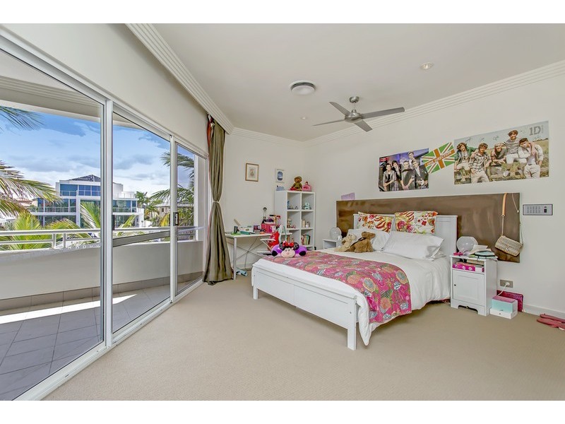30 Norseman Court, Paradise Waters QLD 4217
