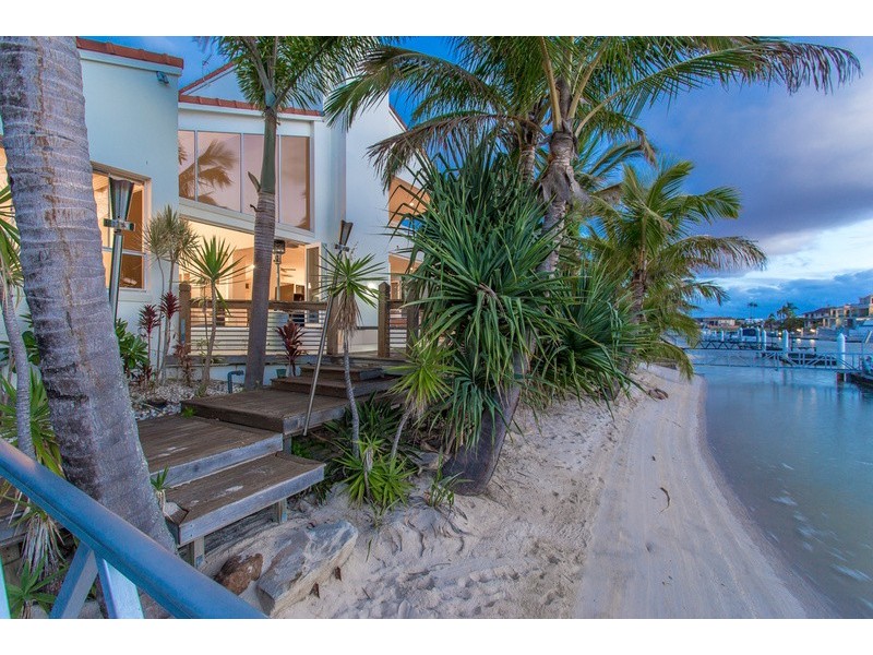 30 Norseman Court, Paradise Waters QLD 4217