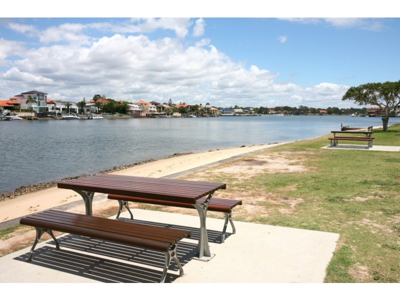 43 Cypress Avenue, Surfers Paradise QLD 4217