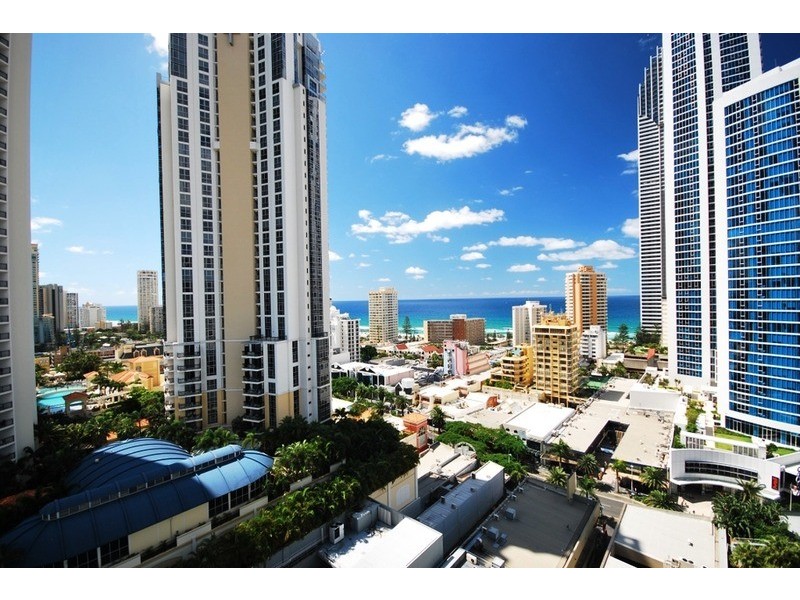 9 Ferny Avenue, Surfers Paradise QLD 4217
