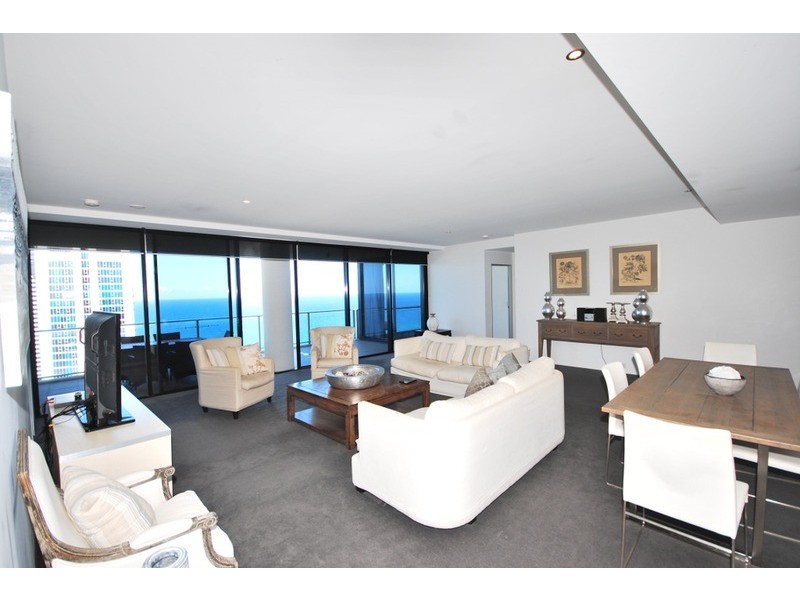 9 Ferny Avenue, Surfers Paradise QLD 4217