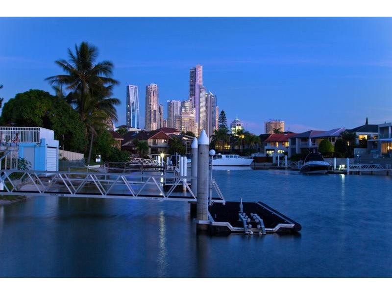 Paradise Waters QLD 4217