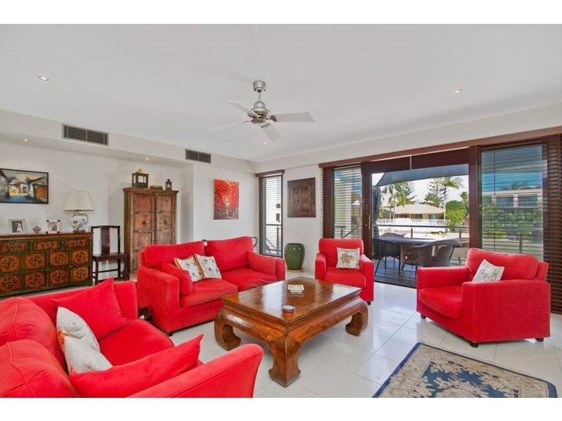 Paradise Waters QLD 4217