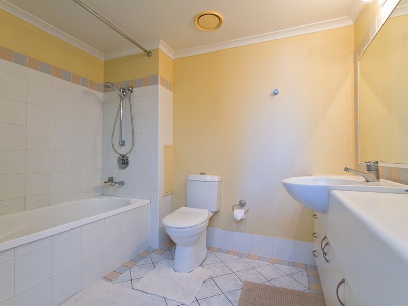 426B/1 Paradise Island, Surfers Paradise QLD 4217