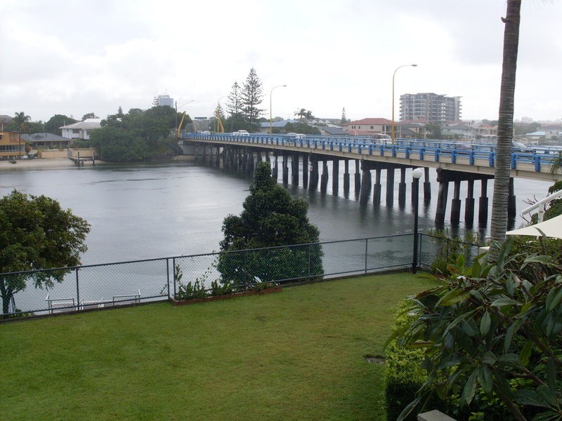 2/40  Ferny  Avenue, Surfers Paradise QLD 4217