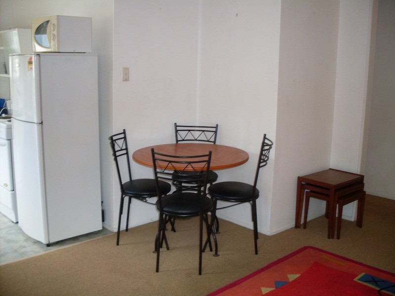 5/5 Stanhill Drive, Chevron Island QLD 4217