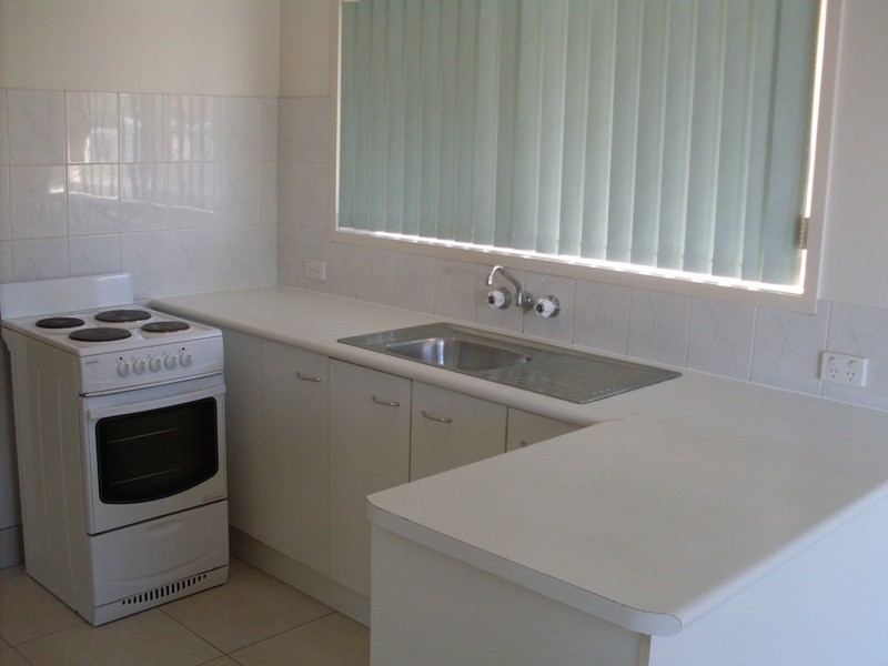 17 Allawah Street, Sorrento QLD 4217